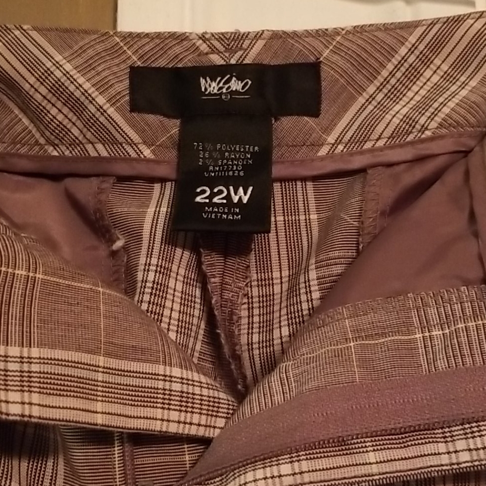 Mossimo Capris - Picture 3 of 3